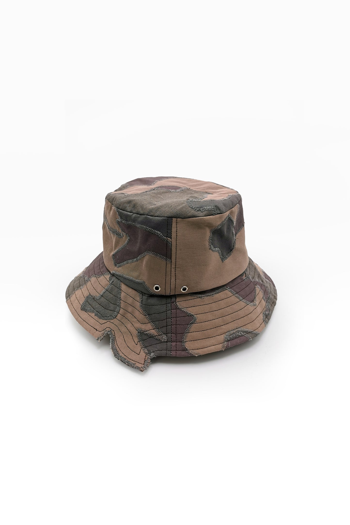 EDOUARD CAMO NUDE